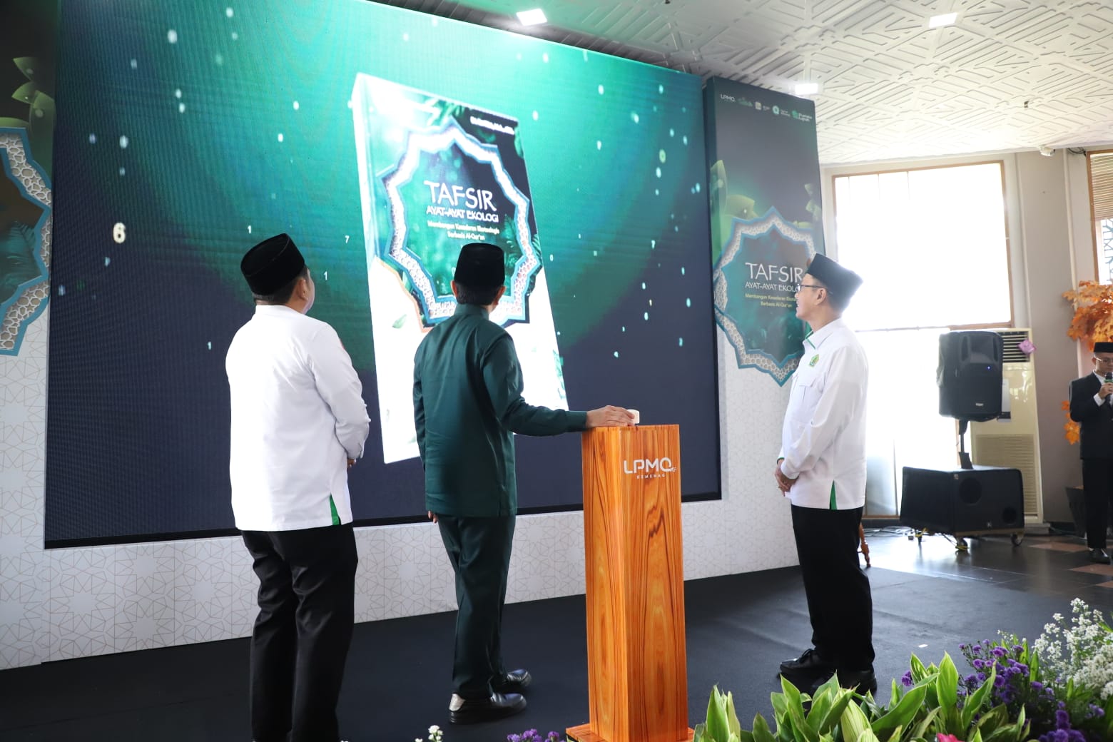 Peluncuran buku terbitan baru Kementerian Agama berjudul Tafsir Ayat-Ayat Ekologi: Membangun Kesadaran Ekoteologis Berbasis Al-Qur’an