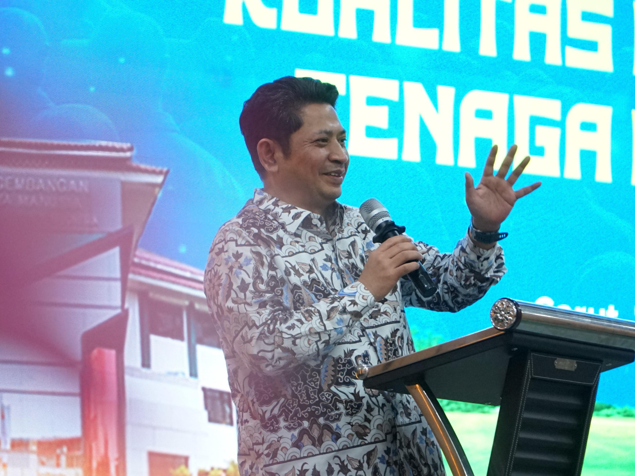Revolusi SDM di Era Digital: Bagaimana Kemenag Menghadapi Tantangan?