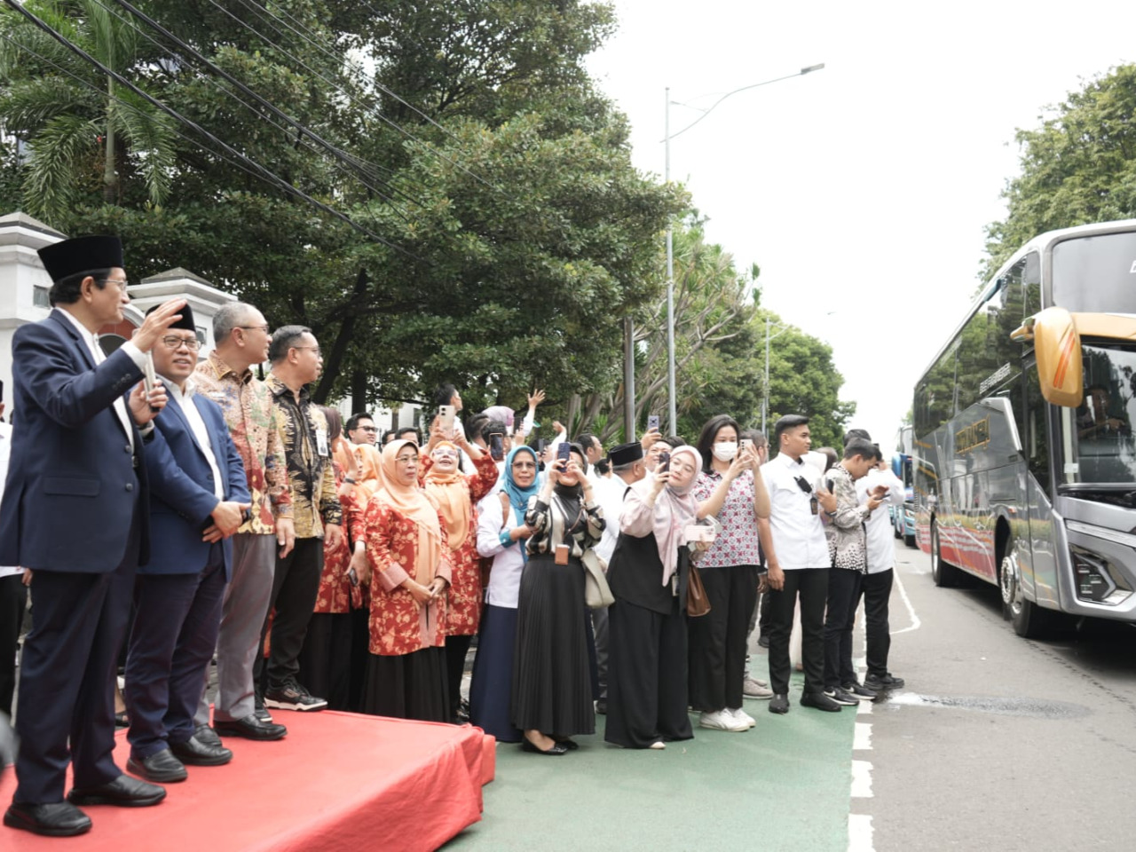 Kementerian Agama Lepas Ratusan Peserta Program Mudik Gratis 1446H/2025M