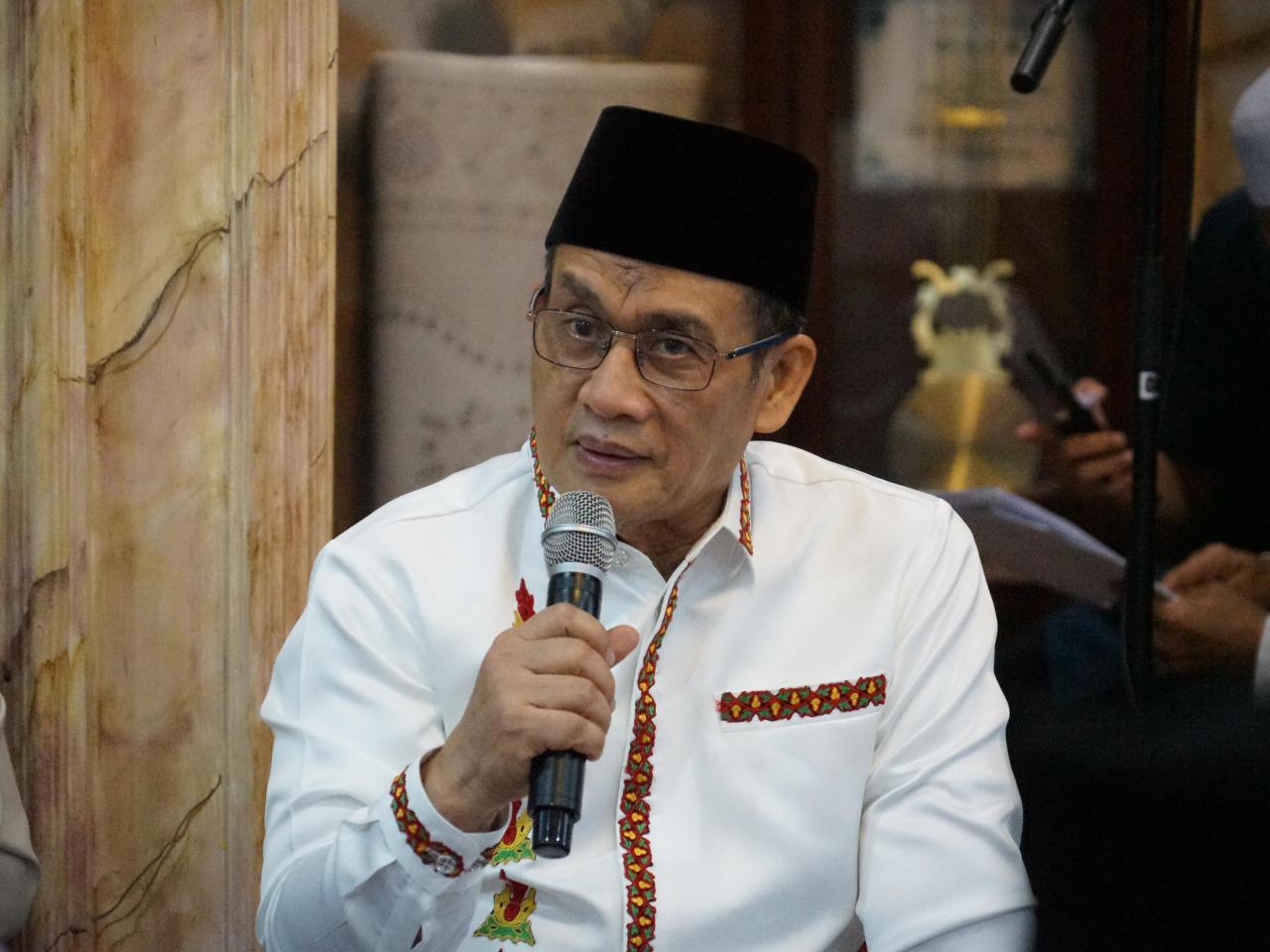 Wamenag Dukung Budaya Saling Memberi Saat Lebaran, Tolak Aksi Paksa Minta THR