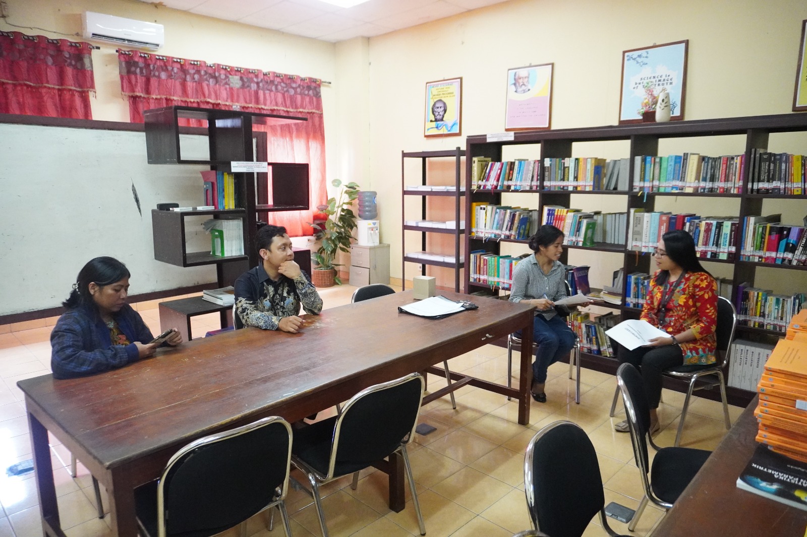 Catatan Dari Lapangan Indeks Moderasi Beragama Tahun 2025, Praktik dan Toleransi Kerukunan di Tanah Maluku